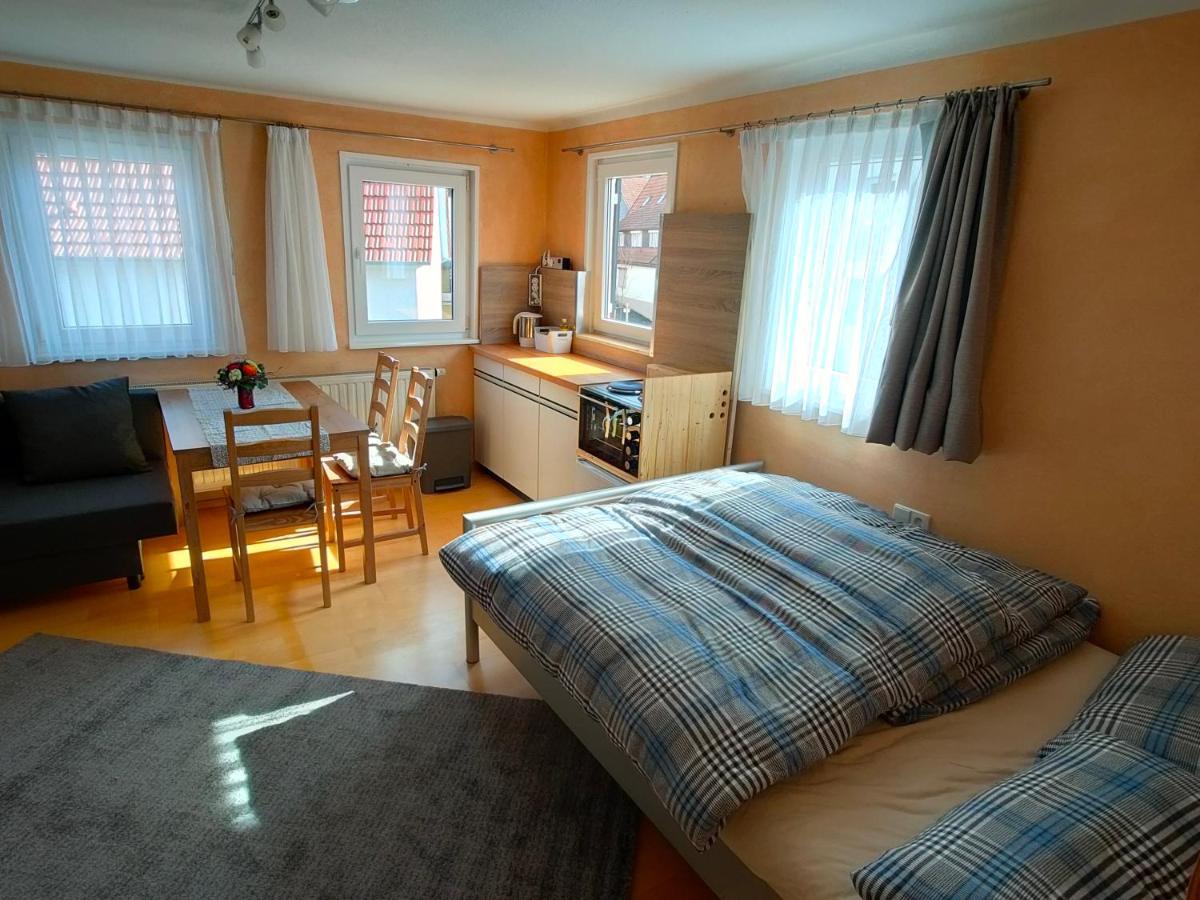 Zentrale & Ruhige Ferienwohnung Mössingen Esterno foto