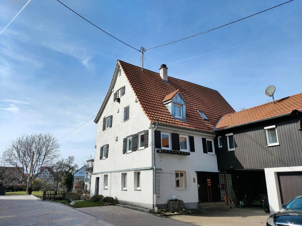 Zentrale & Ruhige Ferienwohnung Mössingen Esterno foto